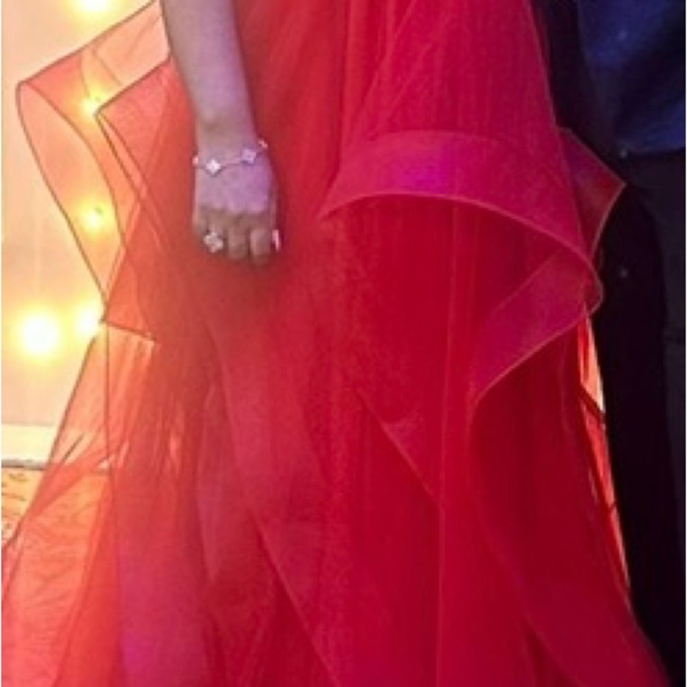 Great condition red dress wearing only one time